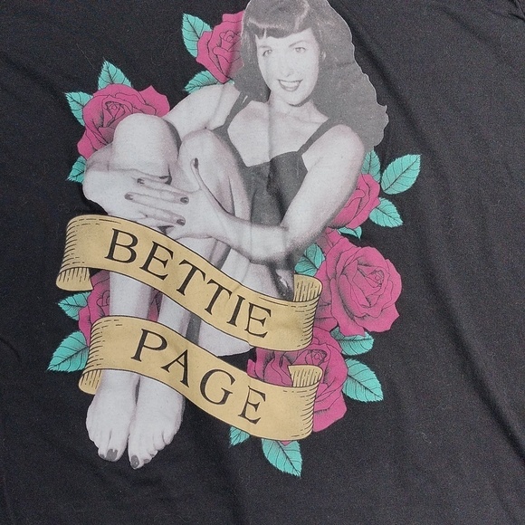 The vinyl icons women's shirt size 5X - Picture 2 of 8